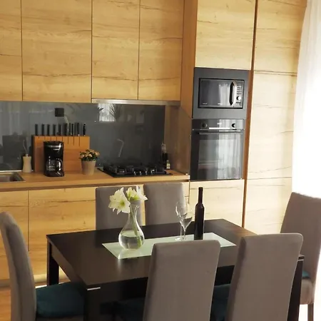 Bokan By Interhome * بولا