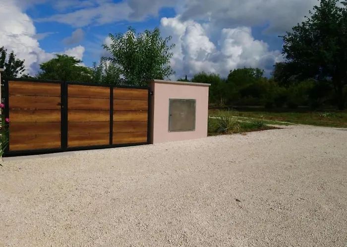 Bokan By Interhome Pula